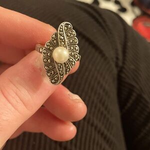 Vintage women’s ring size 6